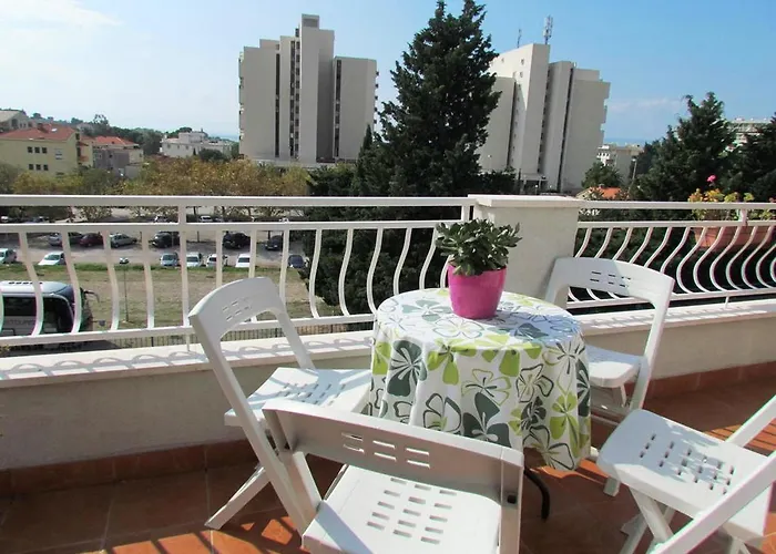 Urban Jadre Apartment Makarska