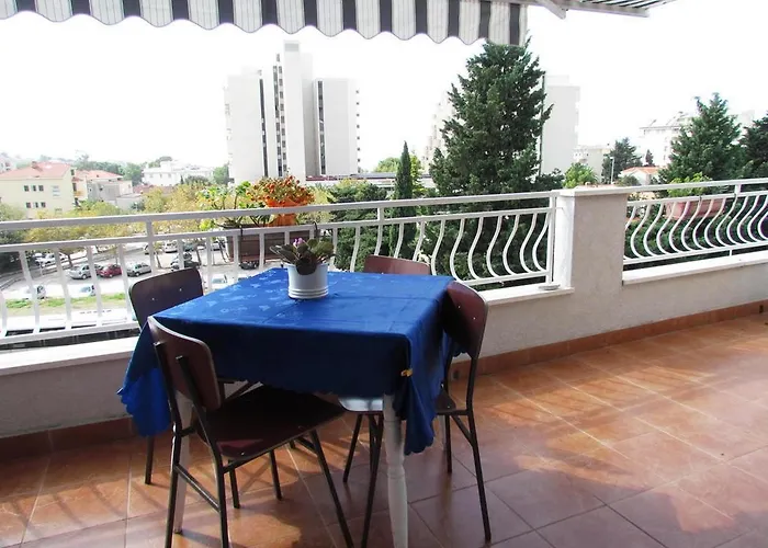 Urban Jadre Apartment